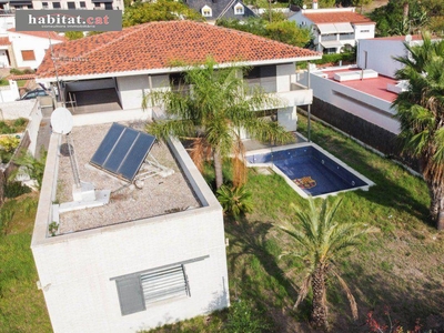 Venta Casa unifamiliar Vilanova i la Geltrú. Con terraza 740 m²