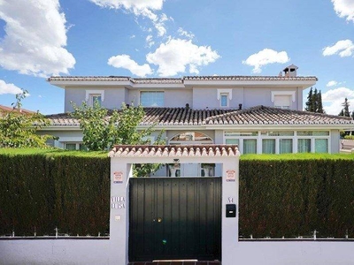 Venta Casa unifamiliar Villa de Otura. 288 m²