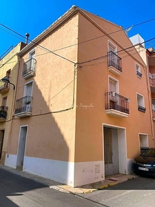 Venta Chalet en Carrer de la Llibertat El Perelló. Con balcón 171 m²