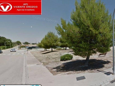 Venta Chalet en Urbanizacion Huerta de Monroy Albacete. Buen estado plaza de aparcamiento con balcón calefacción individual 500 m²