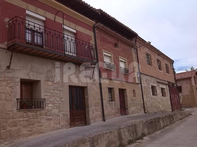Venta Chalet Villalobar de Rioja. Buen estado plaza de aparcamiento calefacción central 450 m²