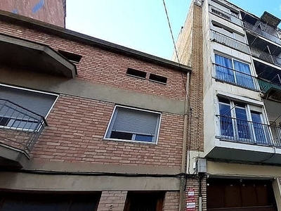 Venta de piso en Balaguer de 2 habitaciones con terraza y aire acondicionado