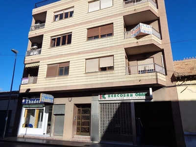 Venta de piso en Formentera del Segura de 3 habitaciones con terraza y garaje