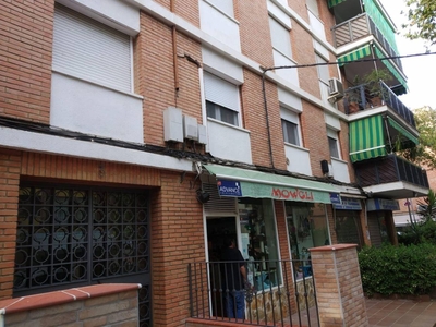Venta Piso en Calle EL ALMENDRO. Córdoba. Buen estado primera planta