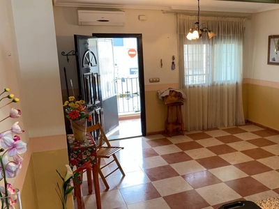 Venta Piso Formentera del Segura. Piso de dos habitaciones Buen estado entreplanta plaza de aparcamiento con terraza