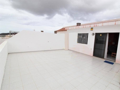 Venta Piso Granadilla de Abona. Piso de tres habitaciones Tercera planta con terraza