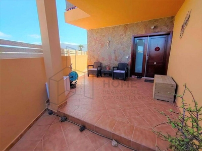 Venta Piso La Oliva. Piso de tres habitaciones en La Asuncion y Rafaela Las Parteras. Con terraza