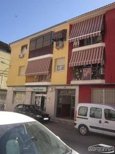 Venta Piso Lucena. Piso de tres habitaciones en Calle General Alaminos. Segunda planta