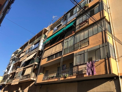 Venta Piso Novelda. Piso de tres habitaciones en Calle Andalucia 2. Buen estado cuarta planta con balcón