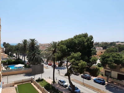 Venta Piso Orihuela. Piso de tres habitaciones Con balcón