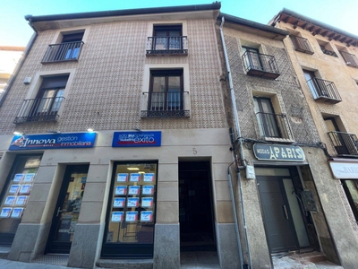 Venta Piso Segovia. Piso de una habitación en Muerte Y Vida. Segunda planta con balcón