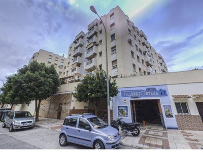 Venta Piso Torremolinos. Piso de cuatro habitaciones Buen estado