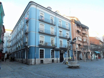 Venta Piso Valladolid. Piso de cuatro habitaciones en Calle RAMON NUÑEZ 1. Primera planta