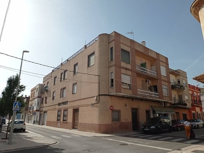Piso de cuatro habitaciones Calle de San Vicente 12, Villanueva de Castellón