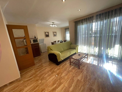 Apartamento en venta en Las Piscinas Naturales, Torrevieja, Alicante