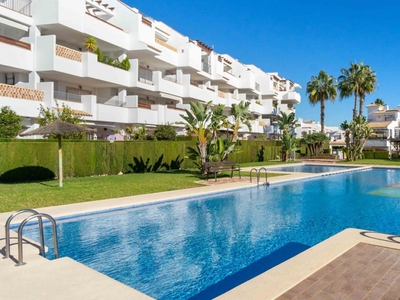 Apartamento en venta en Villamartin, Orihuela, Alicante