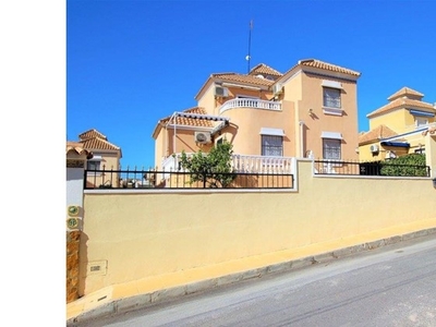 Casa para comprar en Orihuela, España