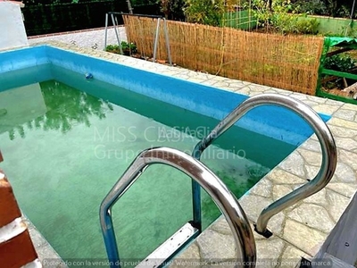 Chalet con 3 habitaciones amueblado con piscina en Turís