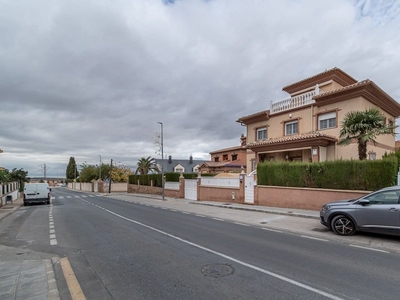 Chalet en venta en Ogíjares, Granada