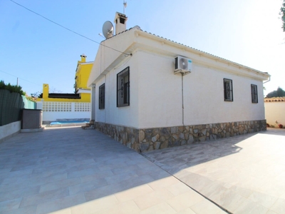 Finca/Casa Rural en venta en Los Balcones, Alicante
