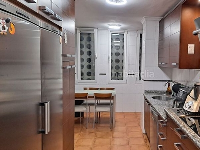 Piso casa en venta 3 habitaciones 2 baños. en Centro ciudad Fuengirola