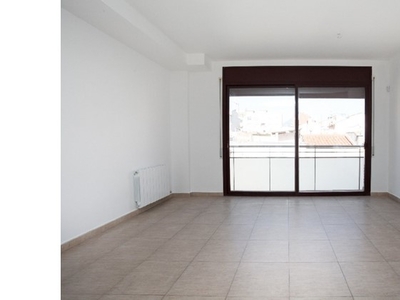 Piso de 2 habitaciones semi-nuevo en Sant Pere Nord