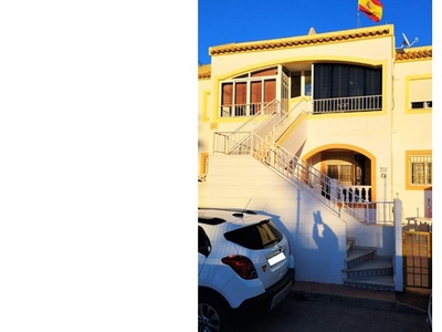 Precioso bungalow planta alta en Torrevieja