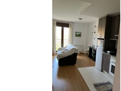 Urbis te ofrece un apartamento en venta en Navacarros, Salamanca.