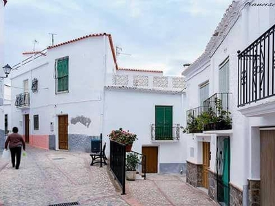 Venta Casa rústica en Calle Peñuelas Alcolea. 158 m²