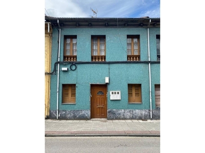 Venta Casa unifamiliar en Calle CASAL 25 Langreo. Buen estado 156 m²