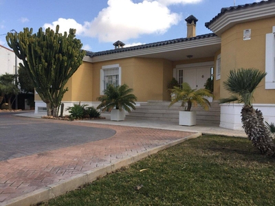 Venta Casa unifamiliar San Fulgencio. Con terraza 400 m²