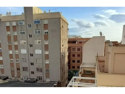 Venta Piso Almería. Piso de tres habitaciones en Calle JUAN DEL OLMO. Buen estado quinta planta con terraza