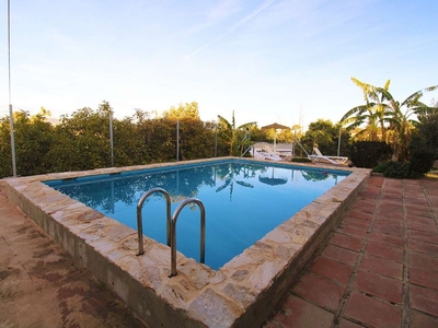 Villa en Alhaurin De La Torre, Málaga provincia