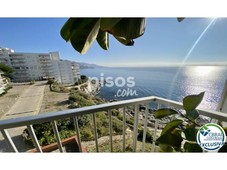 Apartamento en venta en Lado de La Playa, Cerca de Hotel, Cerca del Mar, Tranquilo en Port Esportiu-Canyelles-Puig Rom por 318.000 €