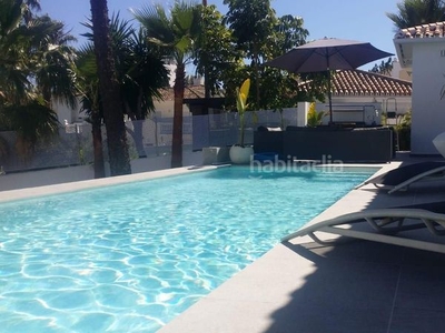 Alquiler chalet con 4 habitaciones amueblado con parking, piscina, calefacción y aire acondicionado en Estepona