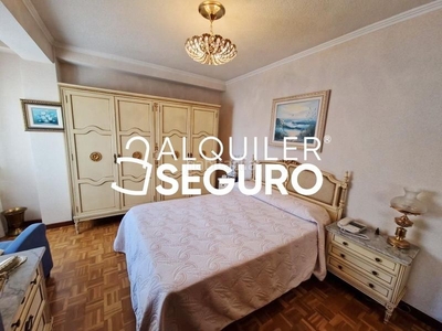 Alquiler piso c/ camarena en Aluche Madrid