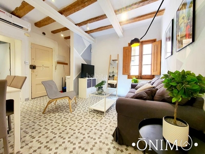 Alquiler piso con 3 habitaciones amueblado con aire acondicionado en Barcelona