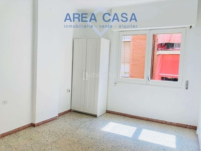 Alquiler piso con 3 habitaciones amueblado con ascensor en Hospitalet de Llobregat (L´)