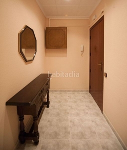 Alquiler piso con 3 habitaciones con ascensor y aire acondicionado en Barcelona