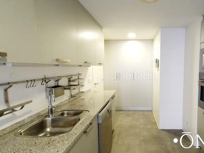 Alquiler piso con 4 habitaciones amueblado con ascensor, parking, piscina, calefacción y aire acondicionado en Madrid