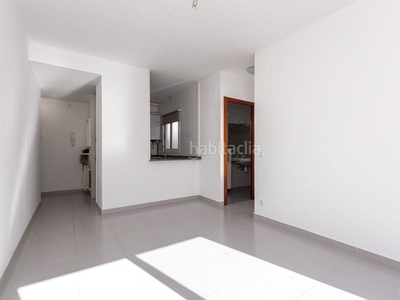 Alquiler piso con ascensor, parking, piscina y calefacción en Sant Cugat del Vallès