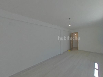 Alquiler piso cuarto con 3 habitaciones y ascensor en Fuenlabrada