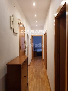 Alquiler piso en alquiler , con 100 m2, 3 habitaciones y 1 baño, amueblado y aire acondicionado. en Madrid
