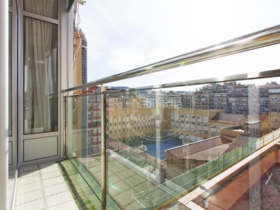 Alquiler piso fantástico de temporada de 1 a 11 meses en Sant Antoni en Barcelona