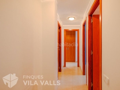 Alquiler piso súper piso bien distribuido. semi nuevo. ascensor, terraza. en Sant Feliu de Codines