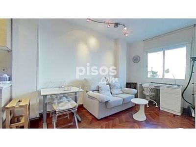 Apartamento en alquiler en Calle de Santa Feliciana