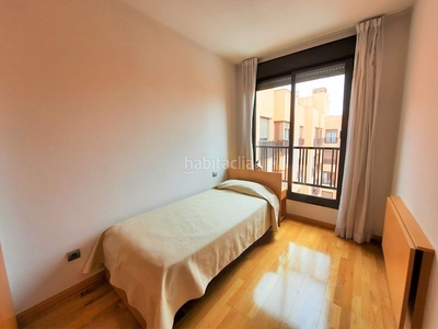 Apartamento en calle belfast 13 apartamento con 2 habitaciones con ascensor y parking en Madrid