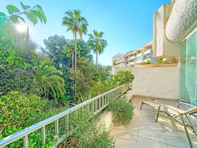Apartamento en venta en Lomas De Marbella, Marbella, Málaga