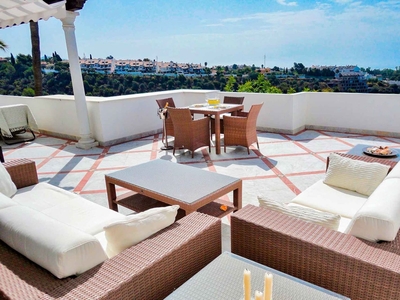 Apartamento en venta en Lomas De Marbella, Marbella, Málaga