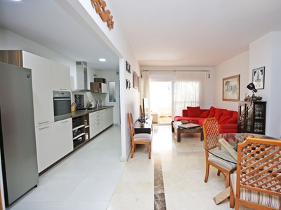 Apartamento en venta en Marbella, Málaga